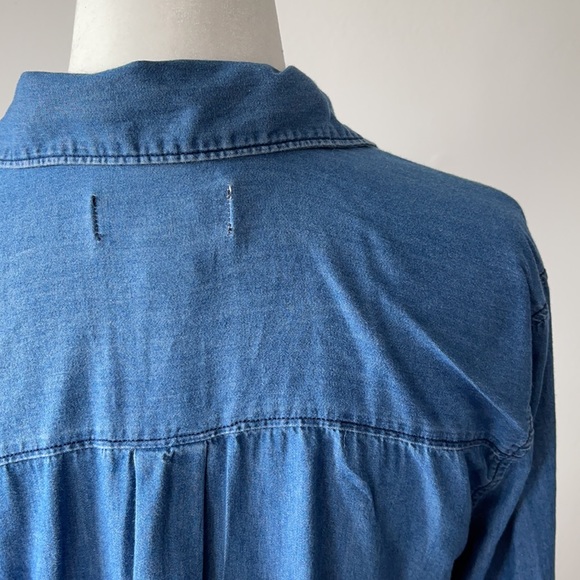 Classic Old Navy Button Down (medium) - Picture 5 of 6